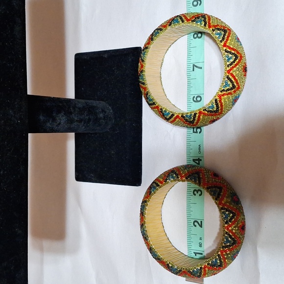 2 India wood beaded bracelets - Picture 4 of 5